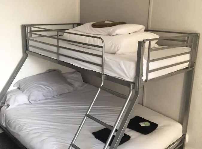 Myroomz Seaview Hotel Blackpool